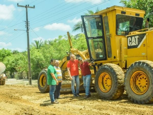 Estrada da localidade Alto da Graça recebe nova pavimentação