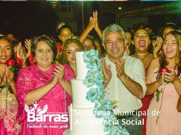 Lindo, Lindo! Baile das debutantes de Barras mostra cuidado e amor da gestão pela juventude