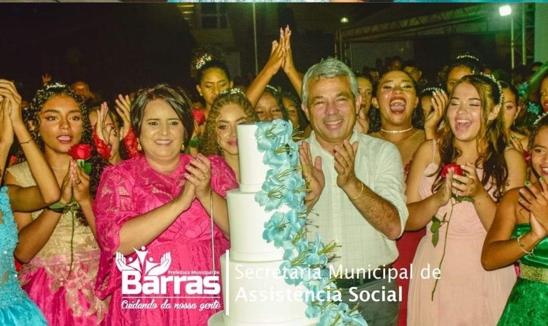 Lindo, Lindo! Baile das debutantes de Barras mostra cuidado e amor da gestão pela juventude