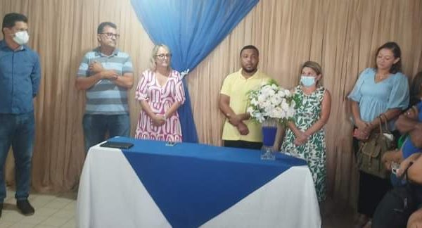 Novo secretário Francisco de Assis é empossado na secretaria de Saúde de Barras