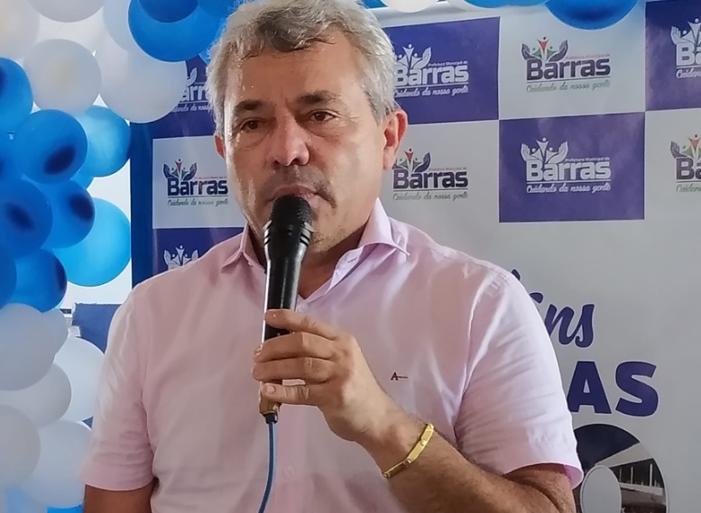Prefeitura de Barras concede reajuste salarial aos servidores do município