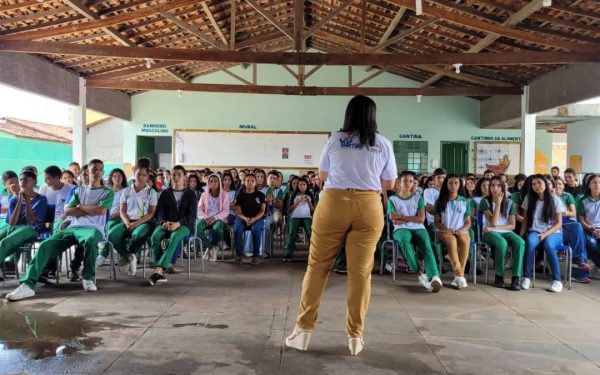 18 DE MAIO| Conselho Tutelar, CREAS e SCFV abordam sobre exploração sexual em escolas de Barras