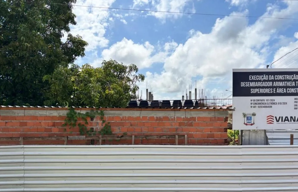 “Previsão de entrega da Escola-Modelo é dezembro deste ano”, diz prefeito Capote